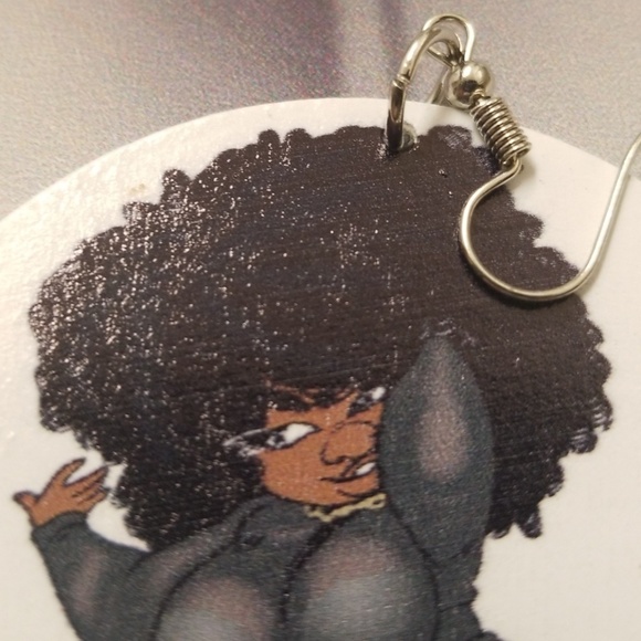 Afro African American wooden earrings - Picture 4 of 4